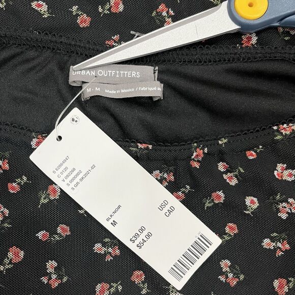 NWT Urban Outfitters Black Floral Print Mesh Mini Skirt Size Medium - Picture 5 of 5
